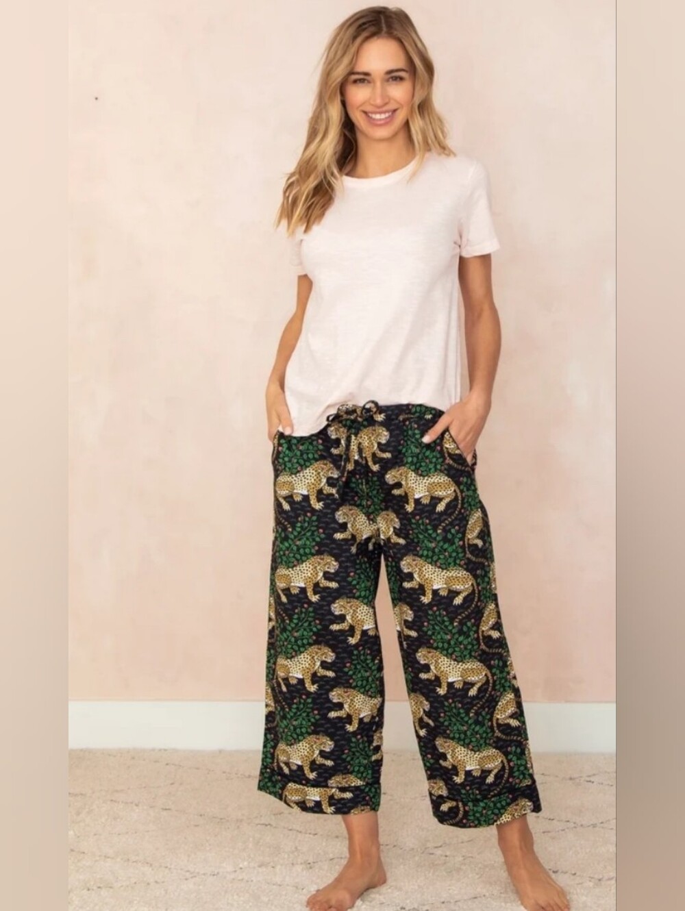 NWOT Bagherra Cropped PJ Pants In Ink, Size Small.